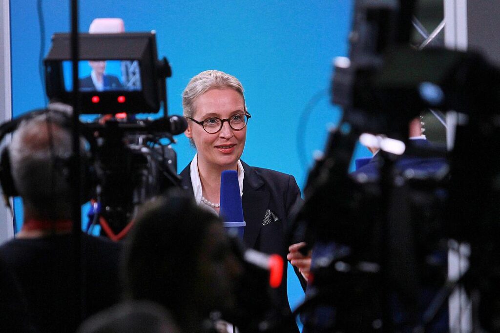 Journalistenverband fordert neuen medialen Umgang mit der AfD