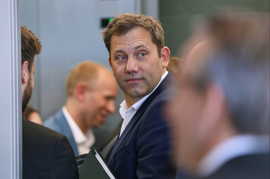 Klingbeil setzt weiter auf Verhandlungen im Zollstreit