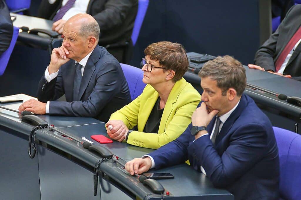 Klingbeil sieht Schaden in Koalition durch Wahlschlappe