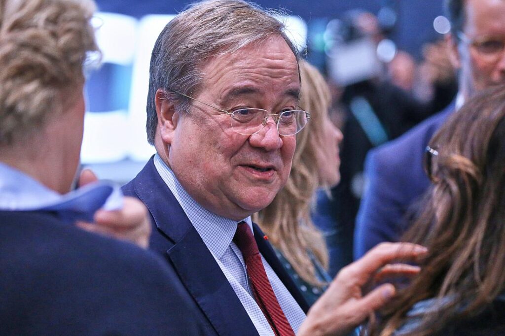 Laschet sieht Trump "unter Erfolgsdruck"