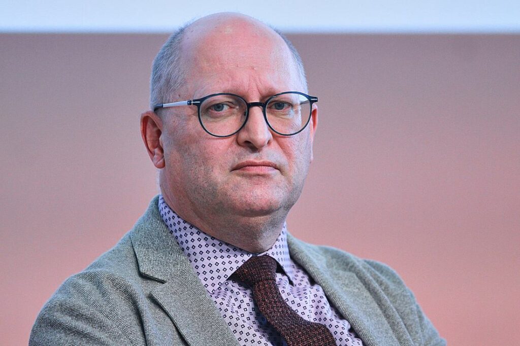 Lehrerpräsident kritisiert wachsende Bürokratie durch Kultusminister