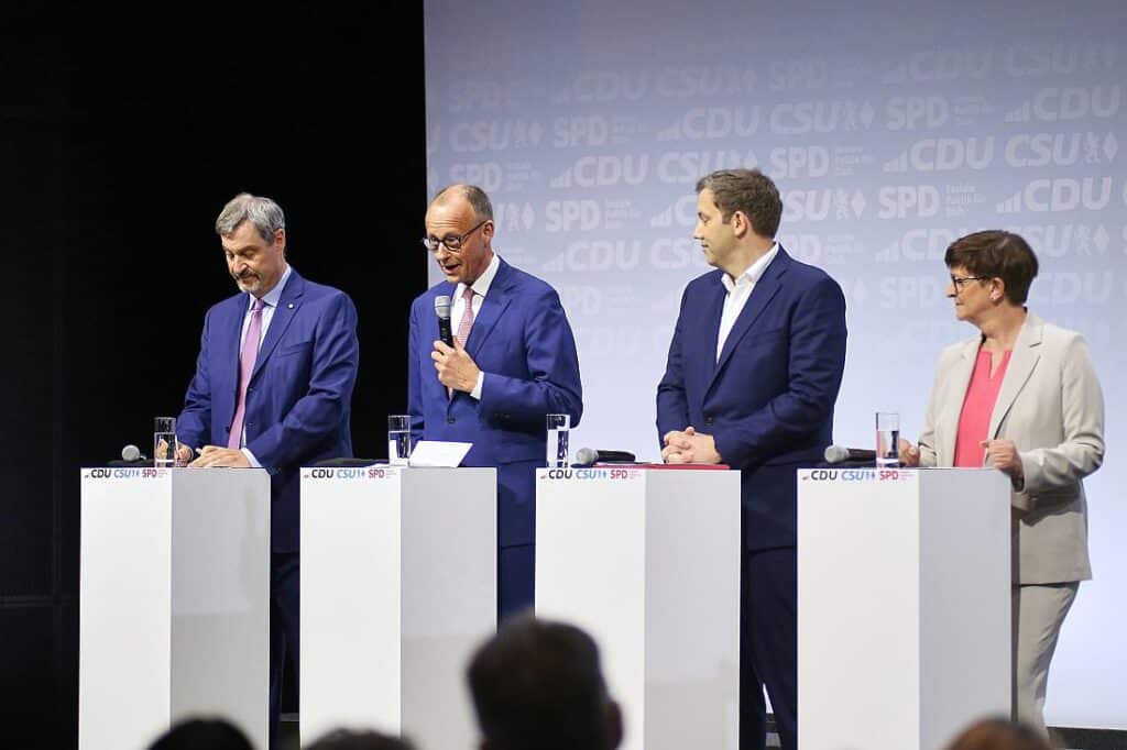 Linke sieht "angekündigten Rechtsbruch" im Koalitionsvertrag