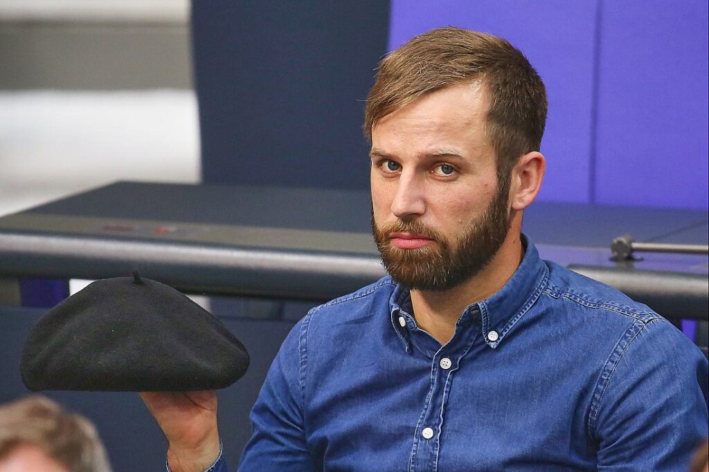 Linken-Abgeordneter Bauer nimmt wieder an Bundestagssitzung teil