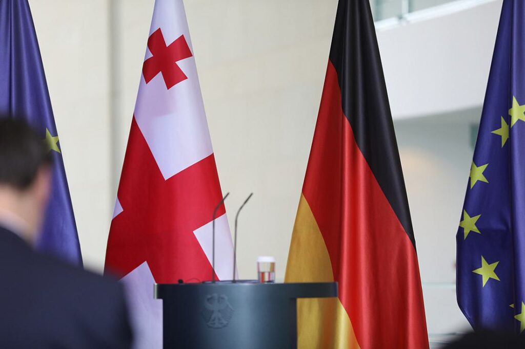 Merz, Macron und Tusk mahnen zu Reformen in Georgien