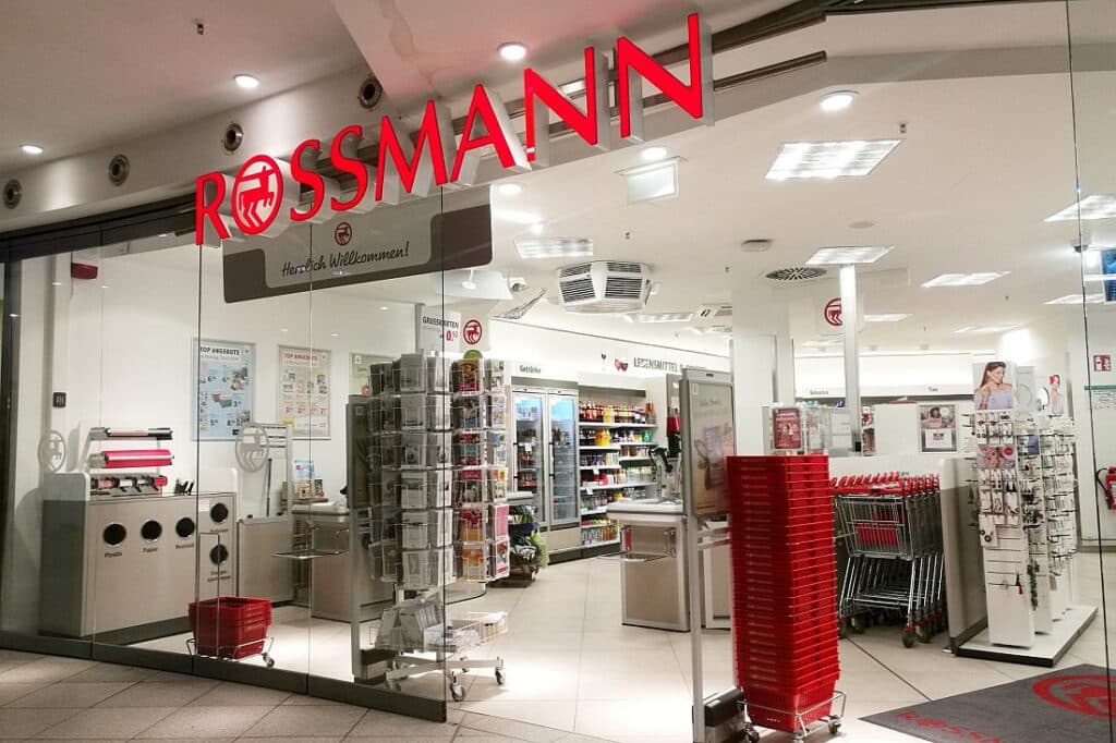 Rossmann-Chef fordert höhere Steuern auf hohe Gewinne