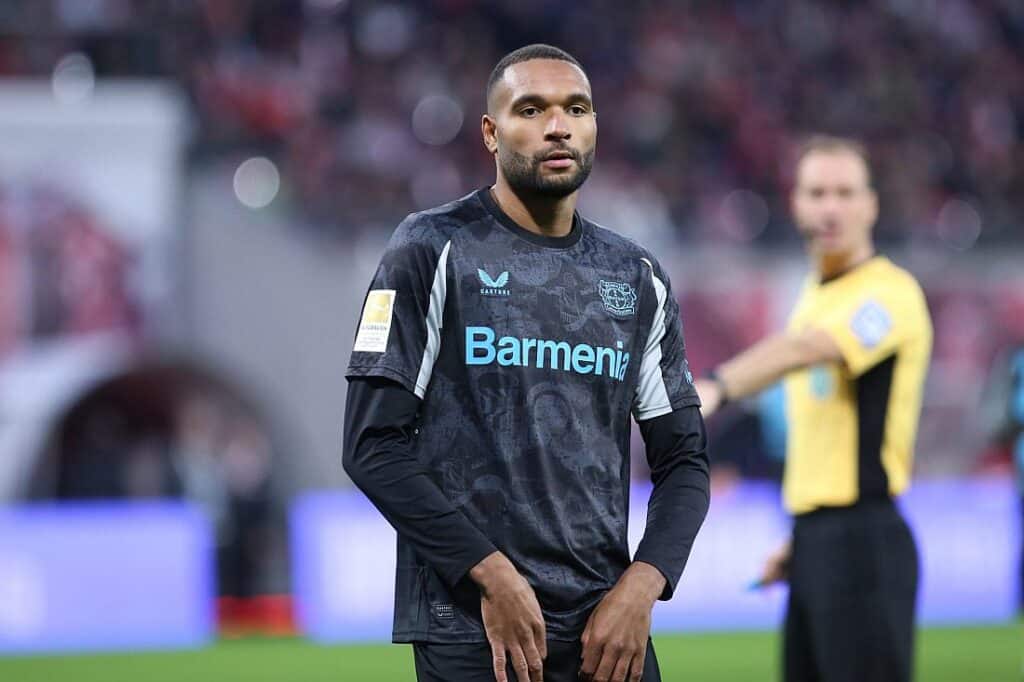 Völler lobt Tah als "besten Innenverteidiger der Bundesliga"