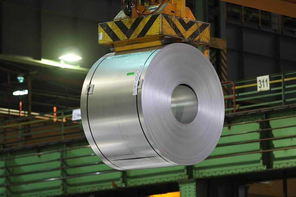 Absatzmenge von Roheisen und Stahl in NRW seit 2014 um mehr als ein Viertel gesunken