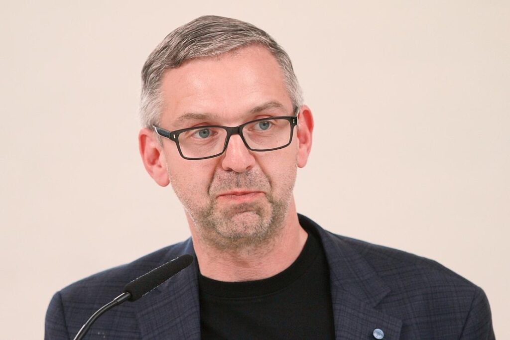 BSW fordert zügigen Bau einer Mehrzweckhalle für Feuerwehrschule in Nardt