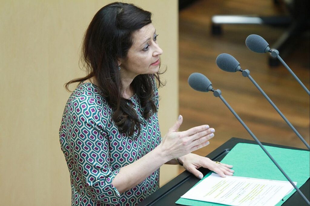 Berlins Justizsenatorin Badenberg will mehr KI