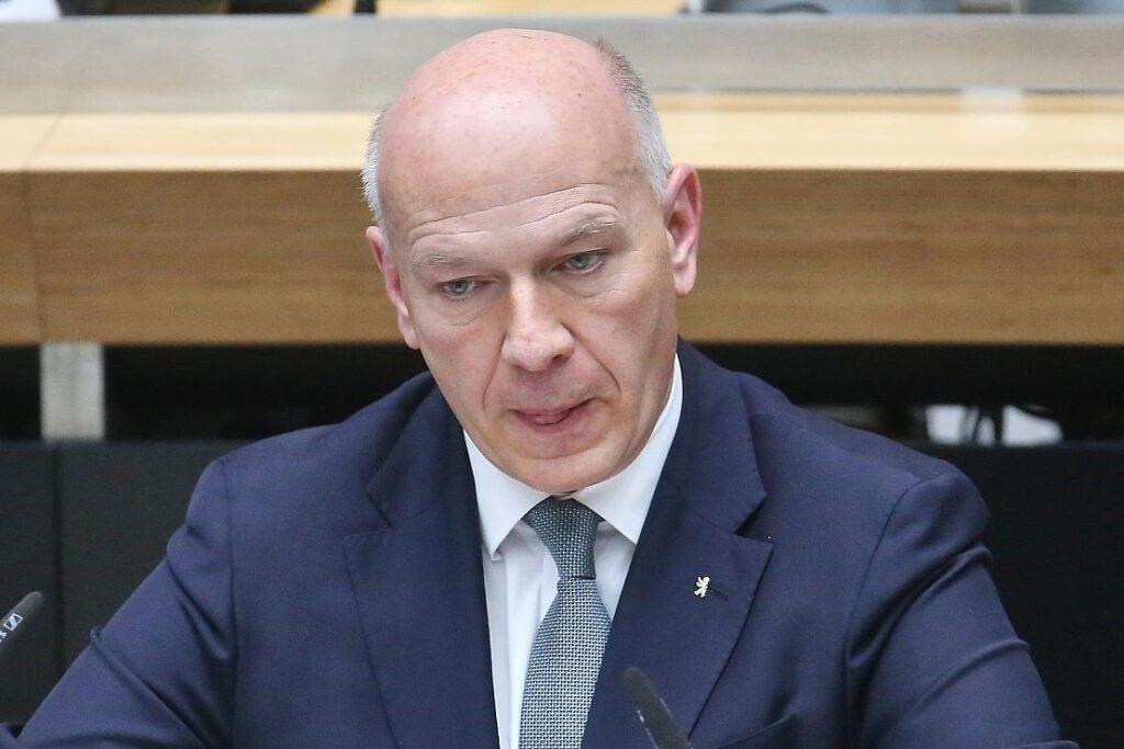 Berlins Regierender unterstützt Dobrindts Zurückweisungen