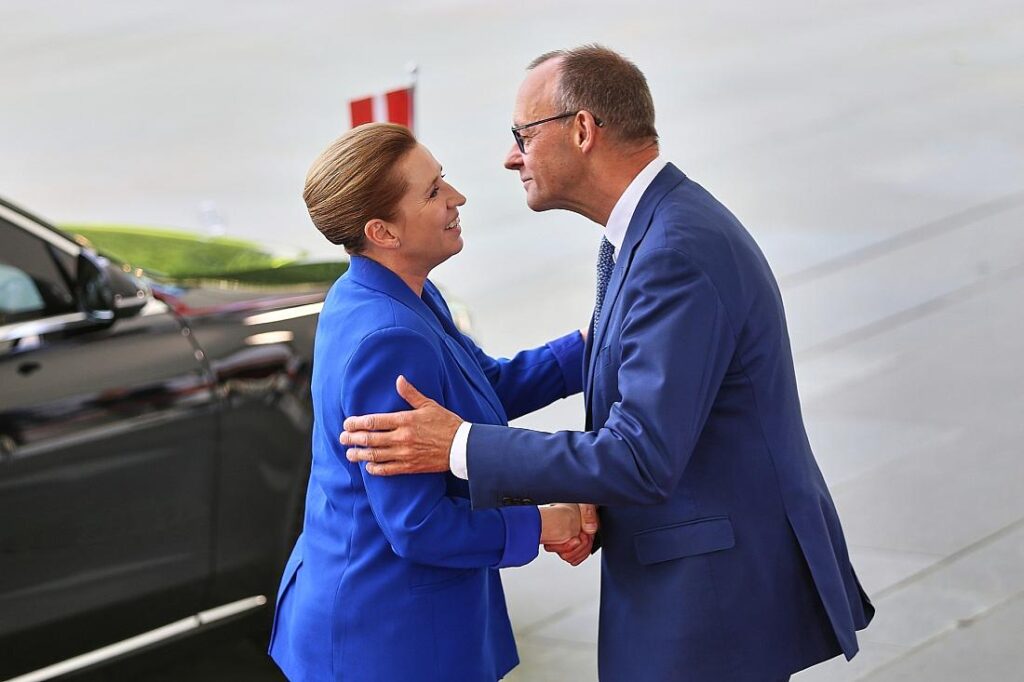 Dänische Ministerpräsidentin im Kanzleramt empfangen