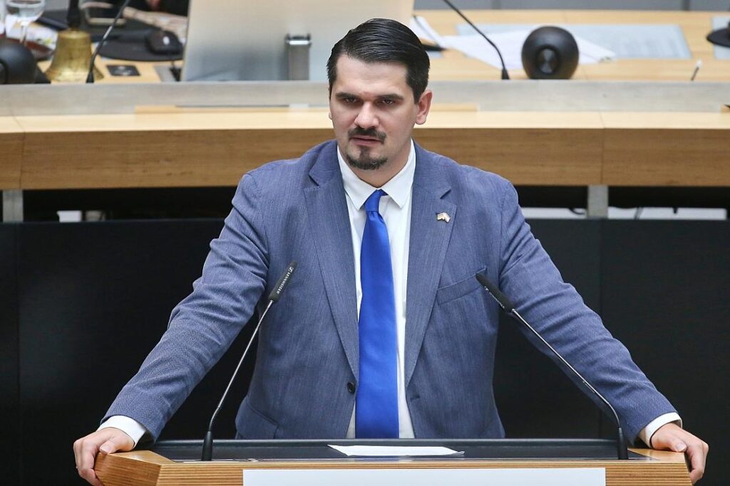 Erfolg für AfD-Abgeordneten Vallendar – Verfassungsgerichtshof rügt Senat