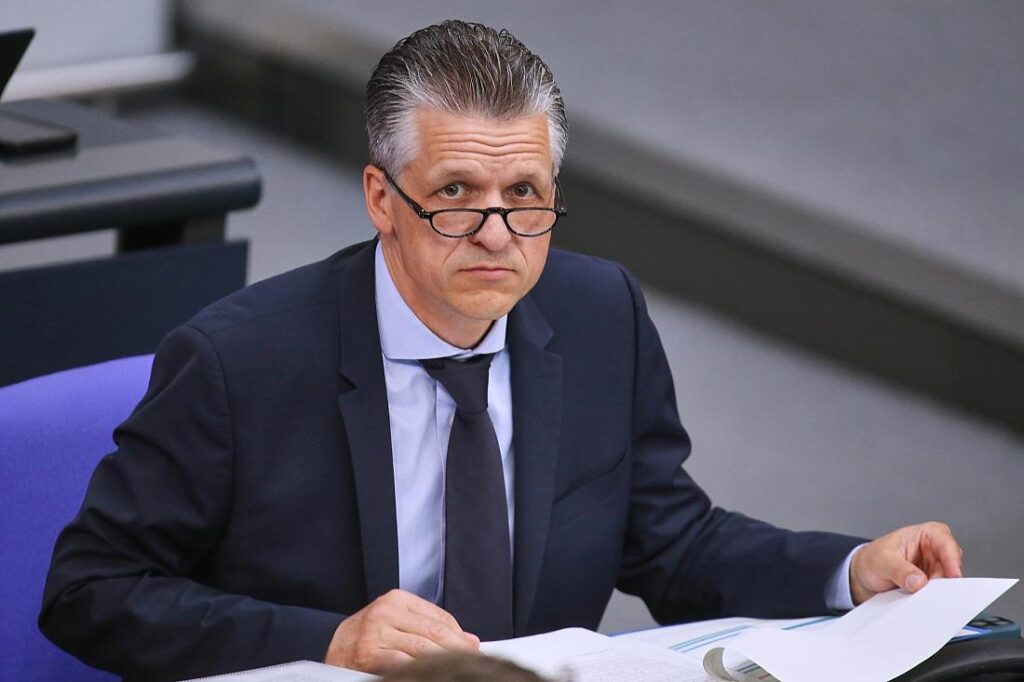 Frei verteidigt ausbleibende Stromsteuersenkung für alle