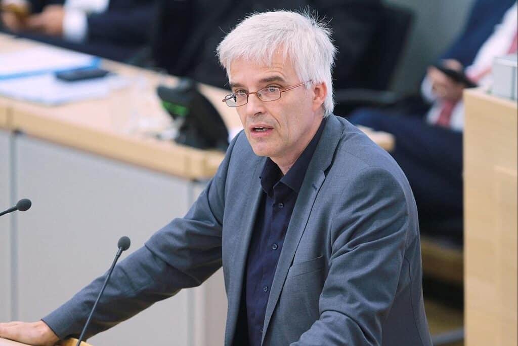 Grüne fordern Nachbesserungen am Vergabegesetz in Sachsen-Anhalt