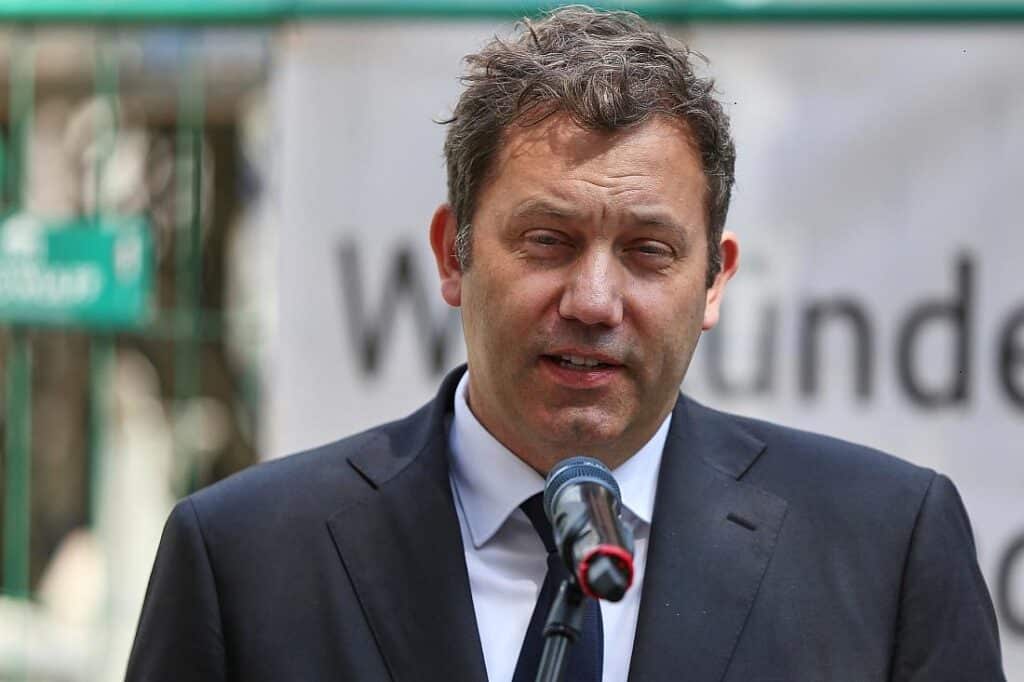 Grüne werfen Finanzminister Haushaltstricks vor