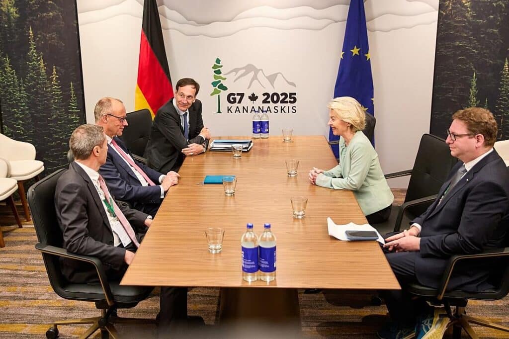 Hardt sieht G7-Gipfel als "Feuertaufe" für Merz