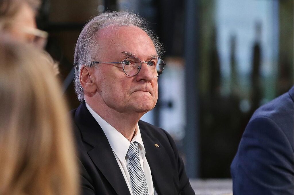 Haseloff will bei AfD-Wahlsieg aus Sachsen-Anhalt auswandern