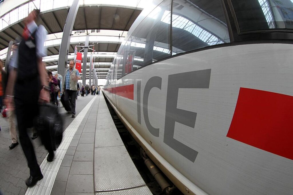 Im Juni nur knapp über Hälfte der Fernverkehrszüge pünktlich