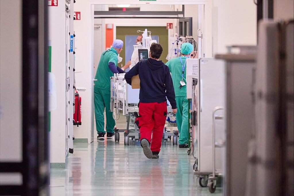 Intensivmediziner fordert mehr Tempo in Gesundheitspolitik