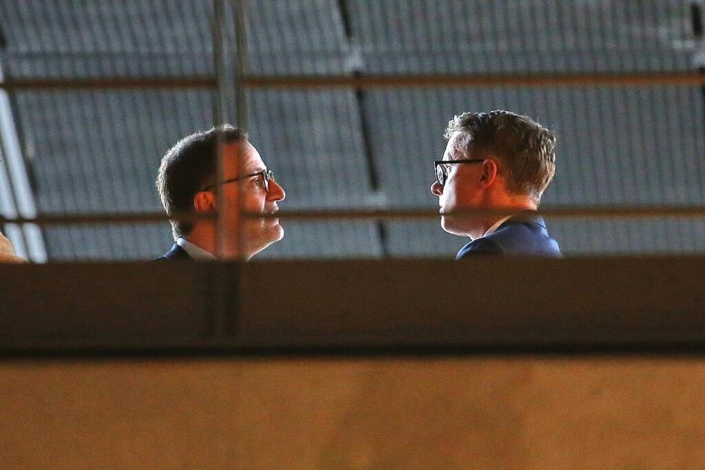 Linnemann verteidigt Spahn wegen Masken-Deals