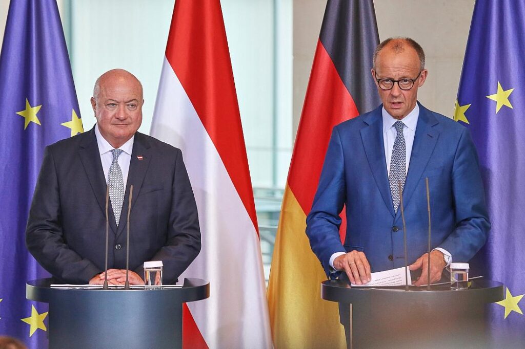 Merz dankt Österreichs Bundeskanzler für Zusammenarbeit an Grenze