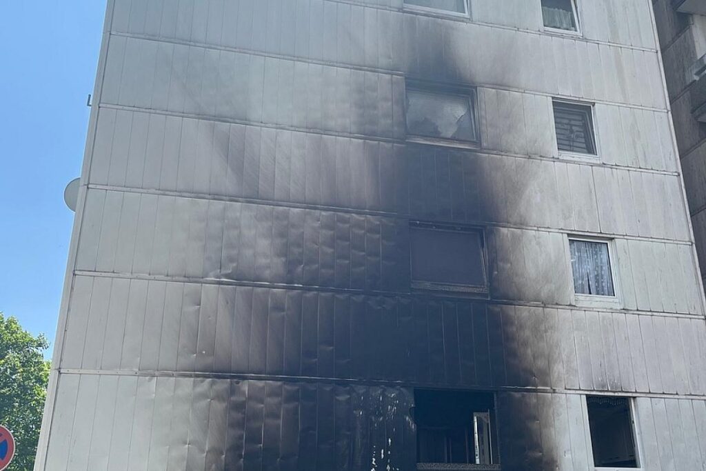 Motorradbrand in Dietzenbach verletzt sechs Personen