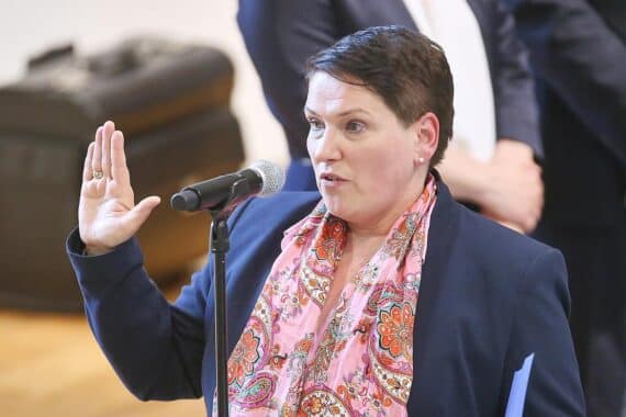 Melanie Walter in Brüssel, Gespräche mit EU-Politikern über Europa und Umwelt.