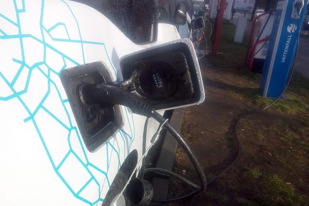 Polizei in Baden-Württemberg setzt verstärkt auf Elektrofahrzeuge