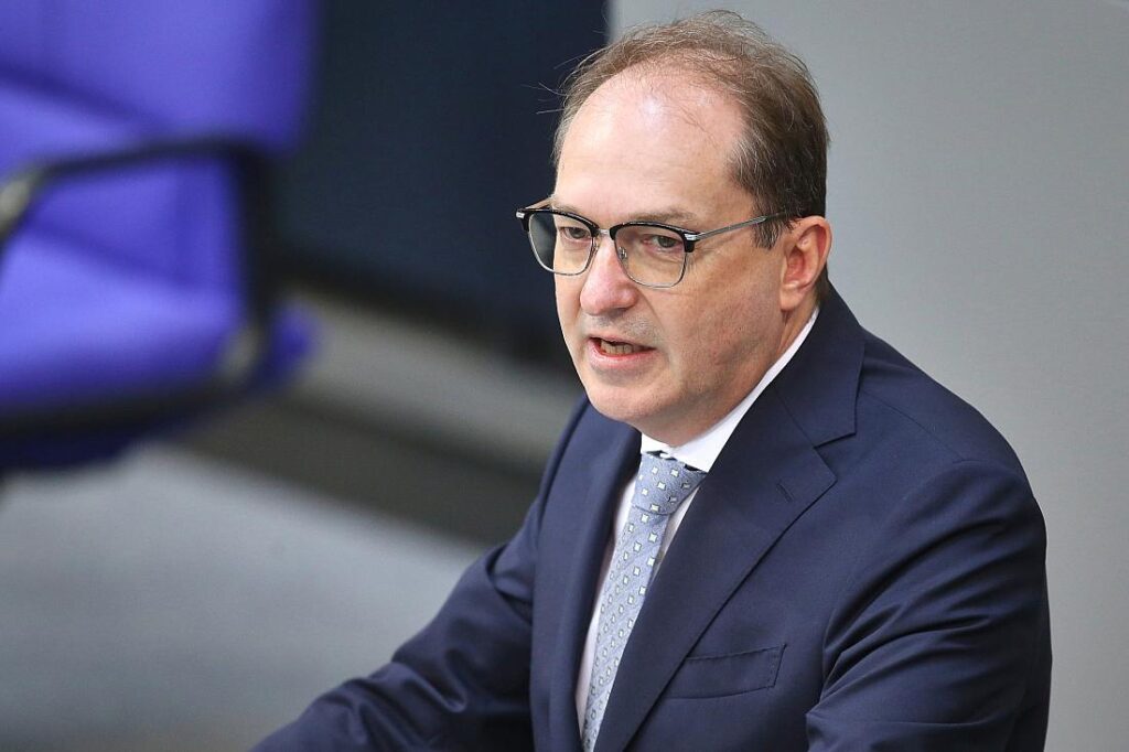 Polizeibeauftragter will von Dobrindt Rechtssicherheit an Grenze