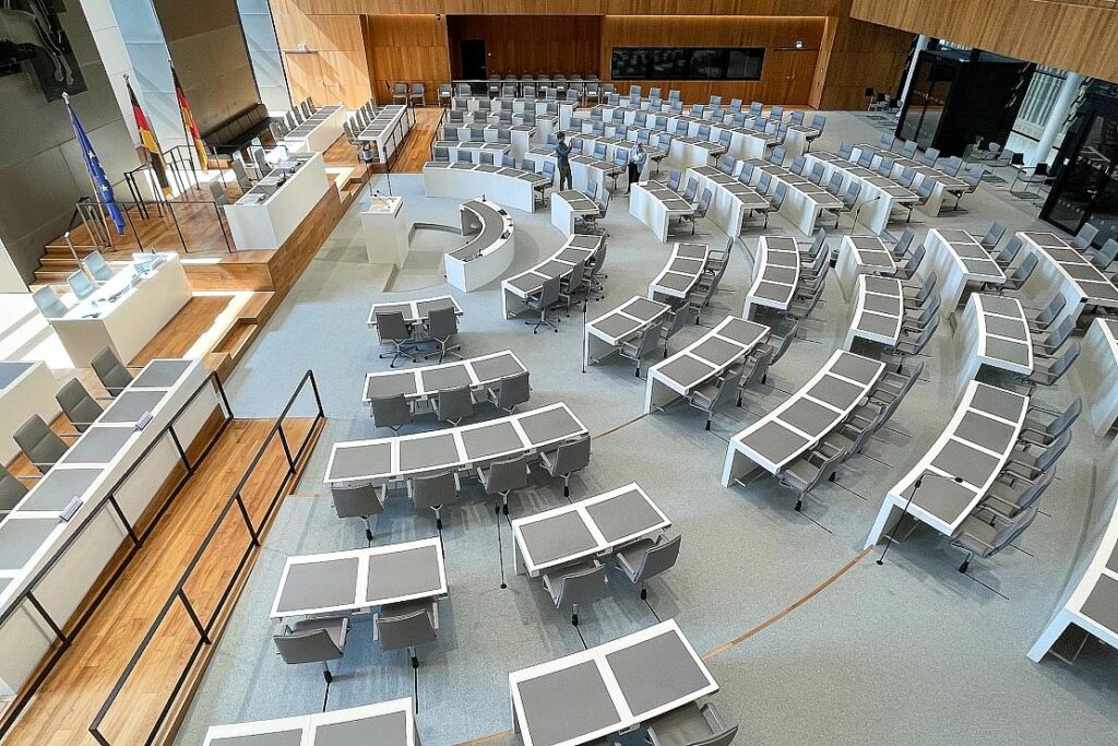 SPD und Grüne bringen Initiativen zu Geburtshilfe und Klimaneutralität in den Landtag