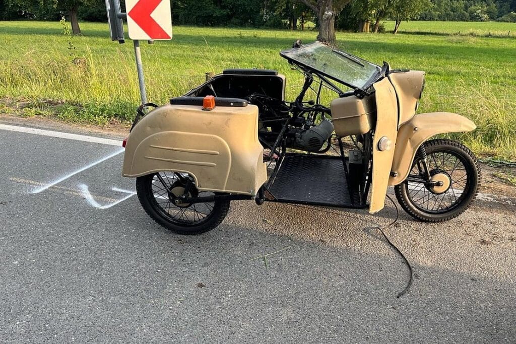 Schwerer Unfall mit dreirädrigem Kleinkraftrad bei Billerbeck