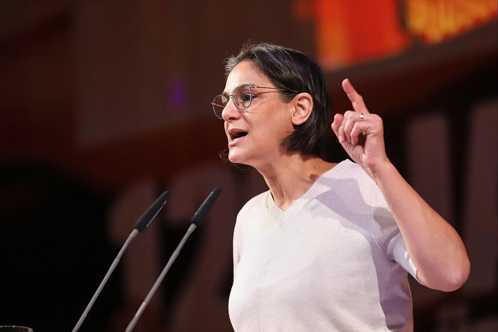 Serpil Midyatli zur stellvertretenden SPD-Vorsitzenden gewählt