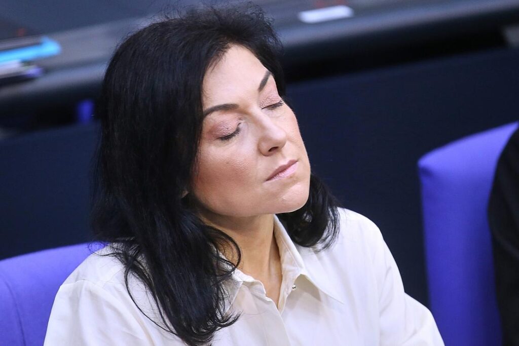 Stahlgipfel: SPD will bei Parteitag Druck auf Reiche erhöhen