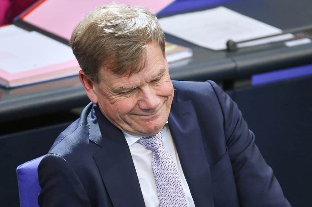 Stegner verteidigt Wadephul gegen Unions-Kritik