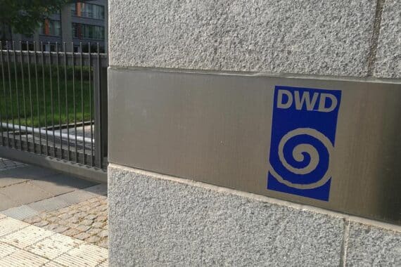 Sturmwarnungen, Gewitter, Starkregen und Hagel in Sachsen-Anhalt – wechselhaftes Wetter erwartet.