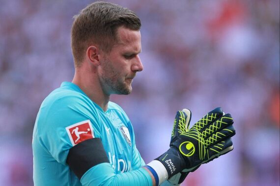 Patrick Drewes in VfL Bochum-Trikots, glücklich beim Wechsel zu Borussia Dortmund.