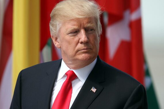 Donald Trump kündigt Handelsgespräche mit Kanada wegen Digitalsteuer für US-Unternehmen ab.