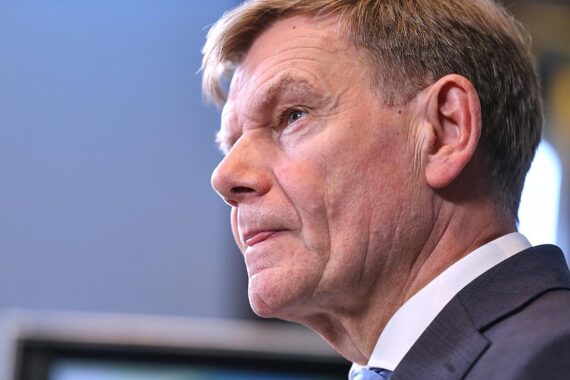 Johann Wadephul diskutiert Diplomatie zur Deeskalation des Konflikts zwischen Israel und Iran.