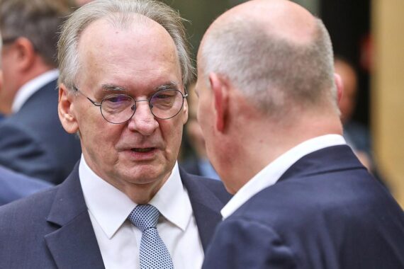 Kai Wegner und Reiner Haseloff fordern Senkung der Stromsteuer für Haushalte und Unternehmen.