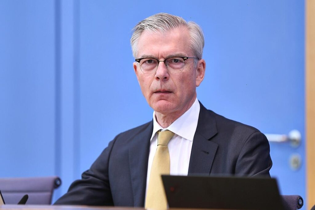 Wirtschaftsweiser kritisiert Koalitionspläne zur Rente