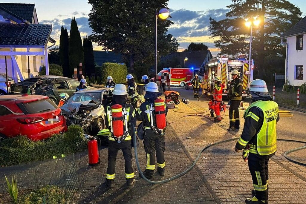 Zwei Verletzte nach schwerem Verkehrsunfall in Bad Honnef