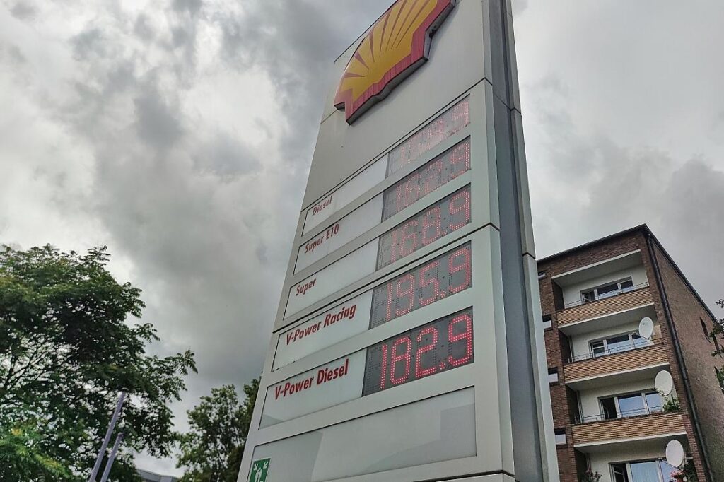 ADAC: Dieselfahrer tanken derzeit zu teuer
