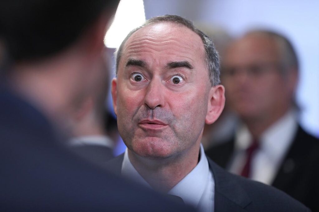 AfD wirft Aiwanger Täuschung über bayerische Klimaziele vor