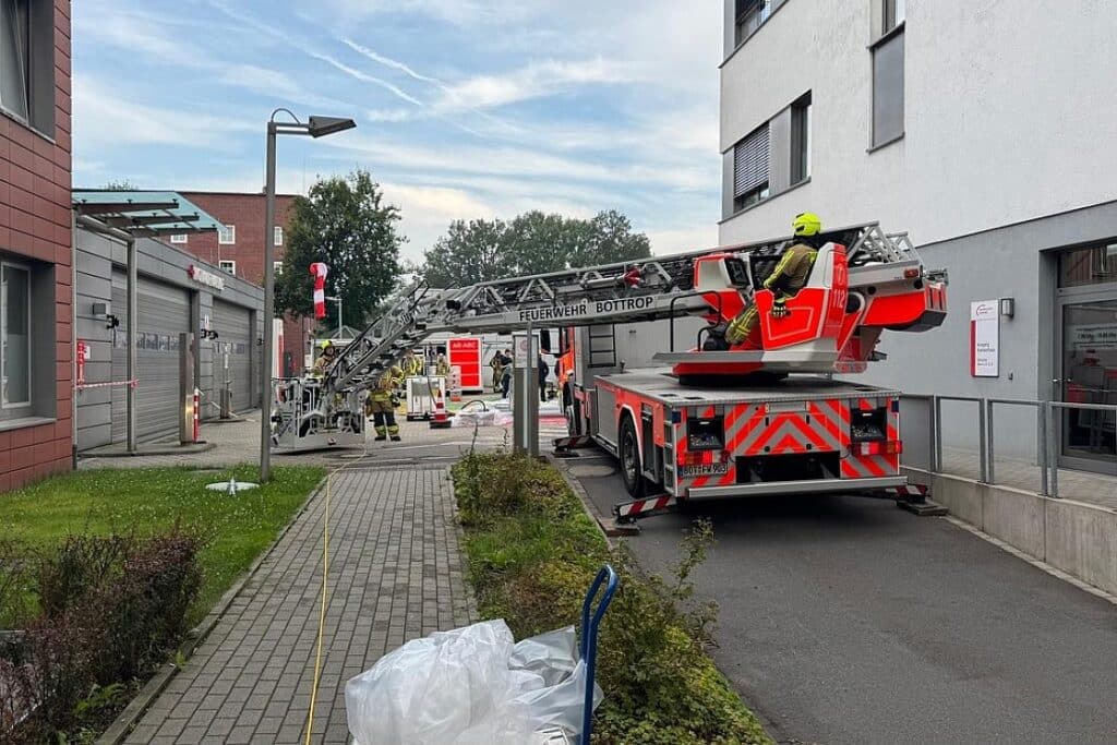 Ammoniakaustritt in Bottroper Krankenhaus nach Kühlschrank-Defekt