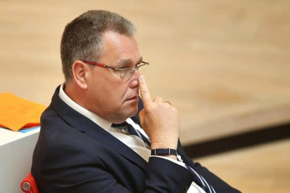 Rainer Genilke, CDU-Politiker, spricht über die Sicherheit und Bedeutung des Verfassungsschutzes.