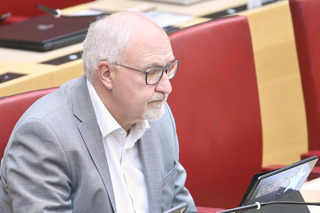 CSU-Politiker Schnotz kritisiert weitere Verzögerung beim Stellwerk Langlau