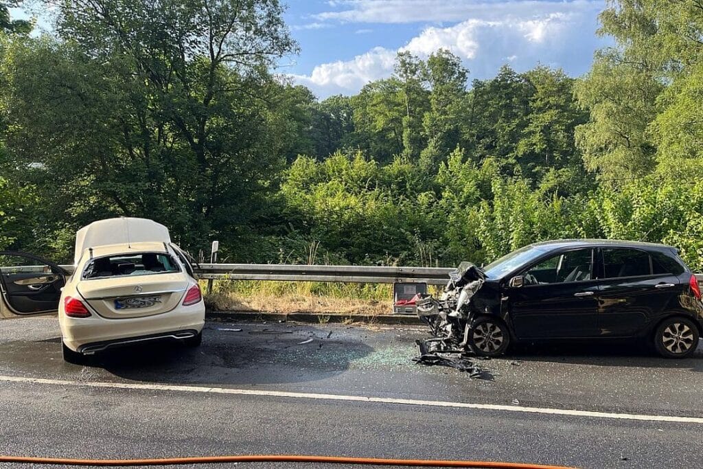 Drei Verletzte nach Unfall in Odenthal