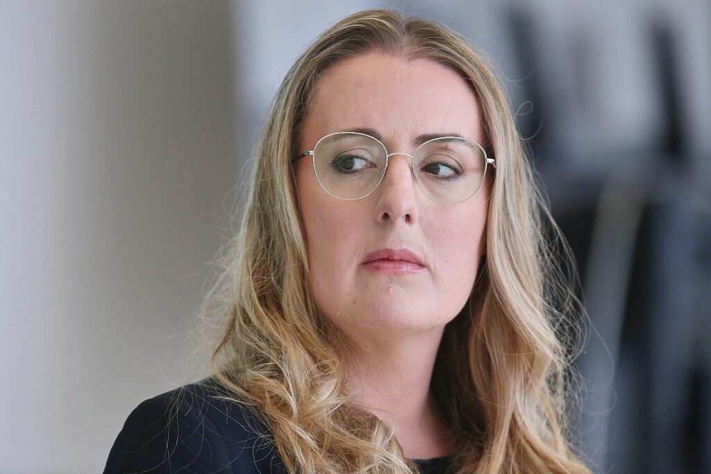 Dröge fordert Sanktionen gegen israelische Minister
