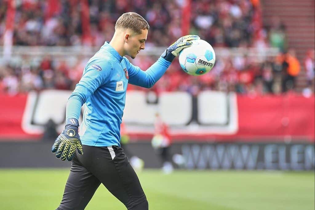 FCH-Torhüter Frank Feller erleidet Außenbandriss im Trainingslager