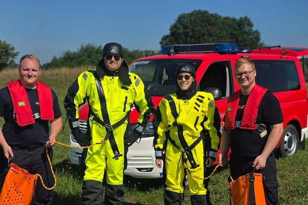 Feuerwehr Celle stellt drei neue Wasserrettungseinheiten in Dienst